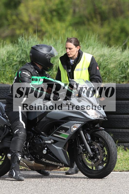 /Archiv-2025/10 23.04.2025 Cornu Master School ADR/gruen-vert/70